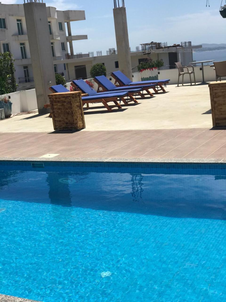 Vila Floban & Mirdar Koshi Sarande Exterior photo